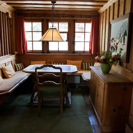 Chalet Guetli Σαλέ Αρόζα